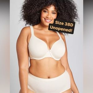 ⭐️Upopened, NWT Cacique bra size 38D.